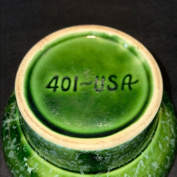 Beautiful Green Ceramic Bowl - Picture 4 of 5